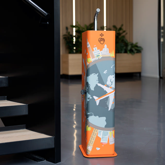 COLUMN sanitiser stand w/batteries, white